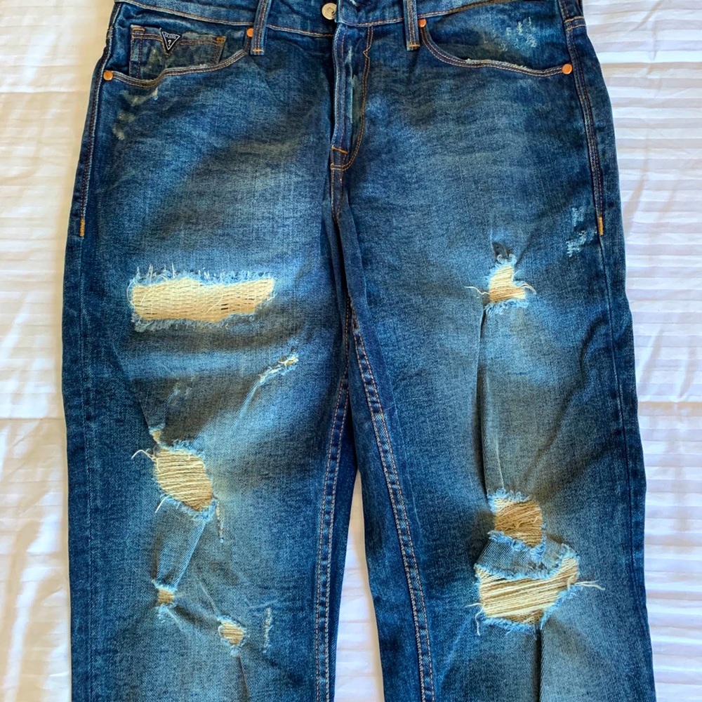 New Guess Men’s ripped jeans